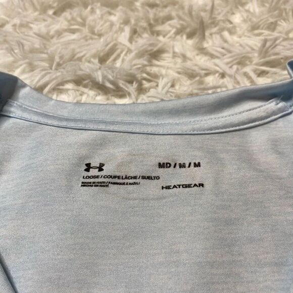 Under Armour Heatgear Tshirt Light Blue Womens Size Medium Loose Fit Athletic To - Picture 3 of 7